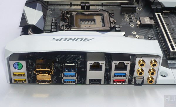 062-gigabyte-z270x-gaming7-pannello-posteriore-IO