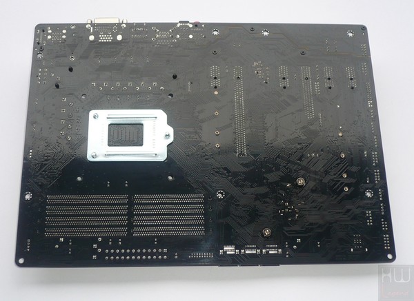 028-asrock-z270-killer-sli-layout-scheda-retro
