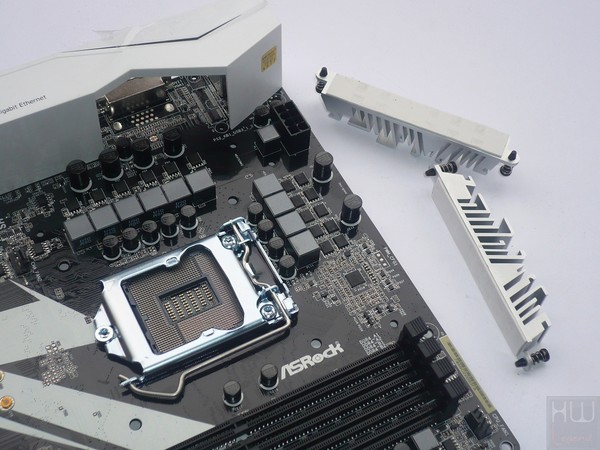 031-B-asrock-z270-killer-sli-layout-scheda-zona-socket-particolare-circuiteria