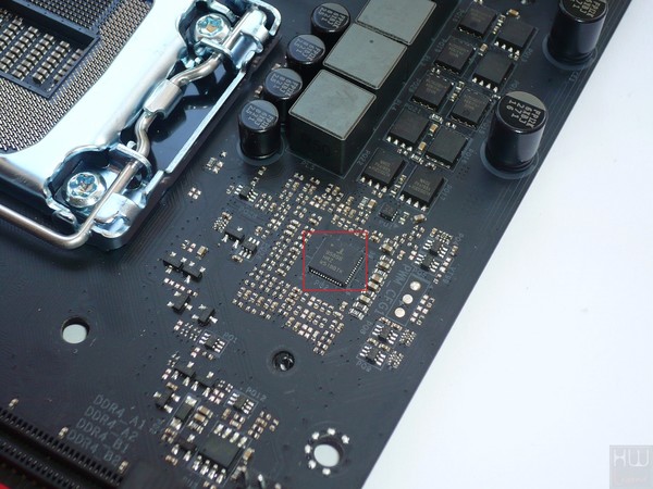 035-asrock-fatal1ty-h270-performance-foto-scheda-particolare-circuiteria-controller