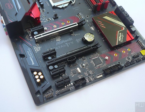 040-asrock-fatal1ty-h270-performance-foto-scheda-slot-espansione