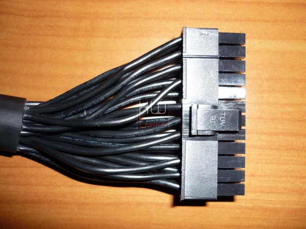 Seasonic_PRIME_Gold_750W_-_Uno_sguardo_da_vicino_-_8