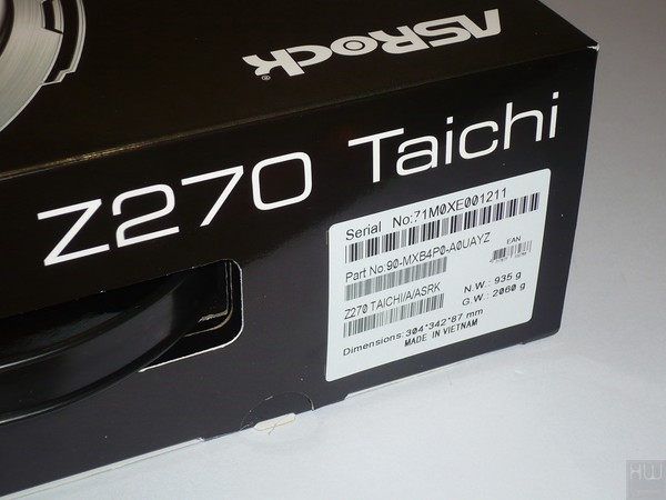 019-asrock-z270-taichi-foto-confezione-laterale-particolare-etichetta