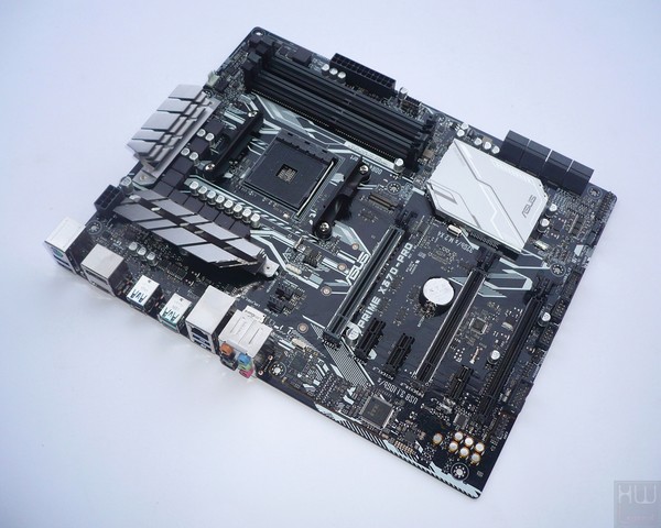 027-asus-x370-pro-prime-foto-scheda-retro