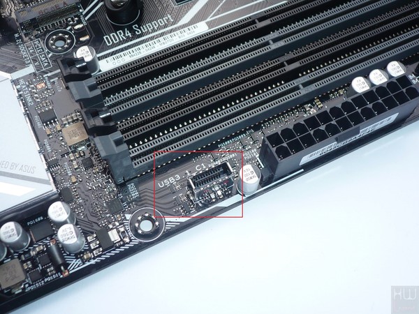 039-asus-x370-pro-prime-foto-scheda-slot-ddr4-usb-typec-front-panel