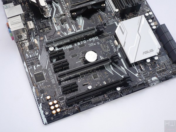 042-asus-x370-pro-prime-foto-scheda-slot-espansione-pcie