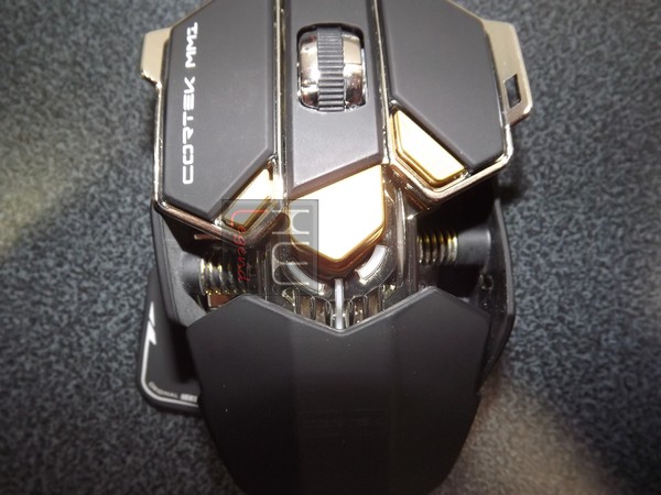 Cortek_MM1_RGB_Laser_Gaming_Mouse_-_Sguardo_da_vicino_-_10a