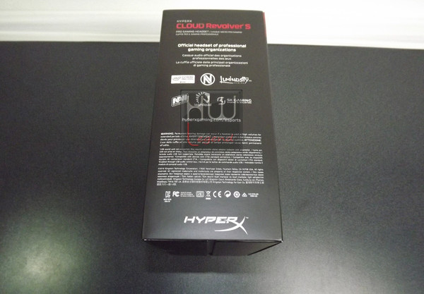 HyperX_Cloud_Revolver_S_-_Confezione_e_Bundle_-_5