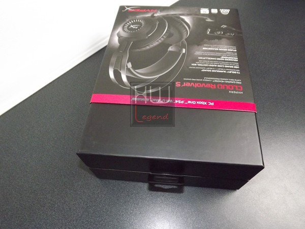 HyperX_Cloud_Revolver_S_-_Confezione_e_Bundle_-_8