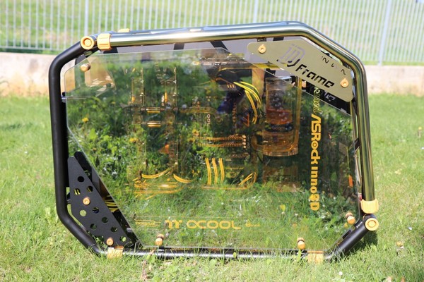 In_Win_D-Frame_2.0_-_Build_-_HW_Legend_-_15