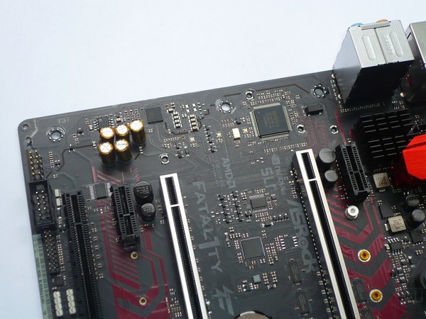 047-asrock-x370-fatal1ty-prof-gaming-foto-scheda-particolare-comparto-audio