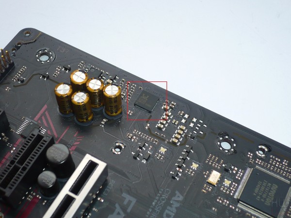 048-asrock-x370-fatal1ty-prof-gaming-foto-scheda-comparto-audio-codec-realtel-alc1220