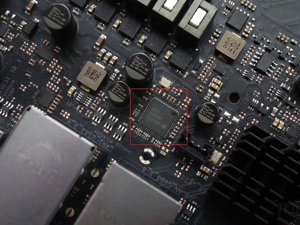 050-asrock-x370-fatal1ty-prof-gaming-foto-scheda-chip-rete-intel-i211AT