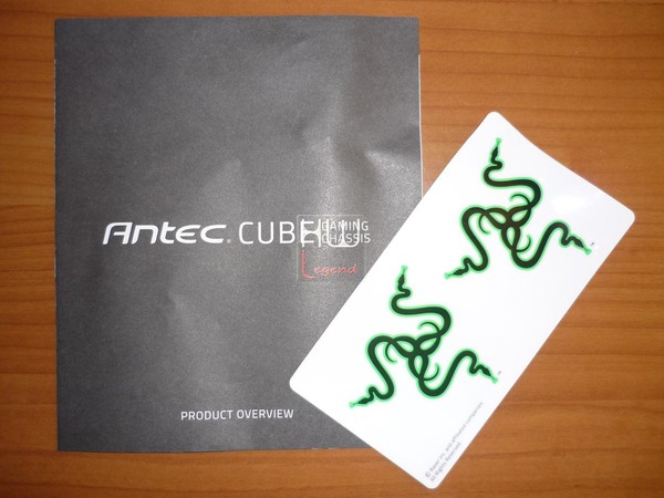 Antec_Cube__Designed_by_Razer_-_confezione_-_5