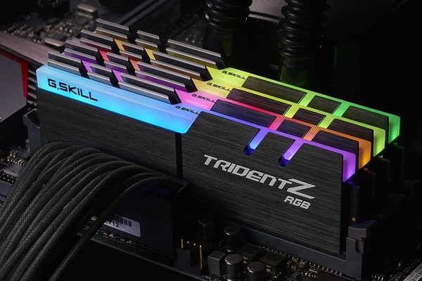 010-gskill-trident-z-rgb-ddr4-intro-specifiche