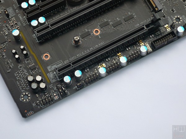 049a-supermicro-c7z270-pg-foto-scheda-conn-supplementari