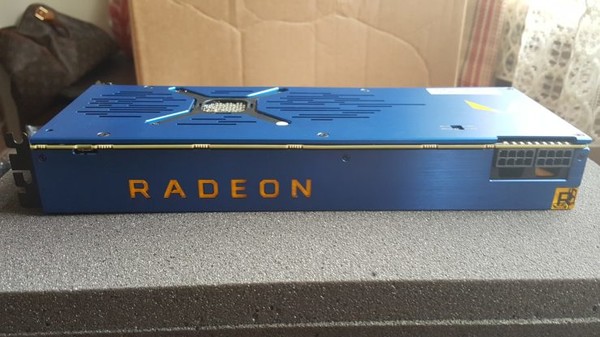 La_Radeon_Frontier_Edition_di_AMD_si_mostra_in_un_primo_benchmark