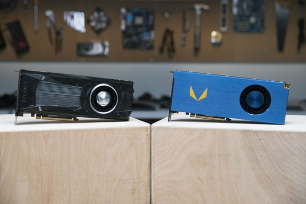 Radeon_Vega_Frontier_Edition_AMD_-_4