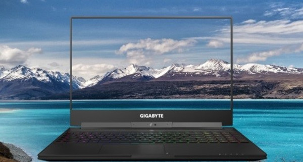 GIGABYTE_AERO_15_-_1