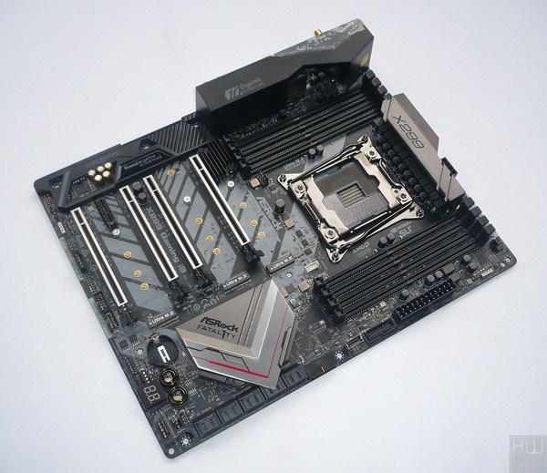 028-asrock-x299-pro-gaming-i9-foto-scheda-fronte