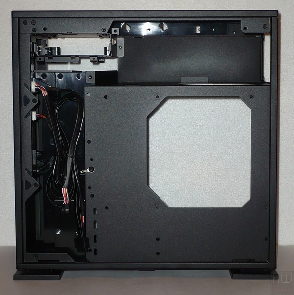 042-inwin-301-foto-case-interno-retro