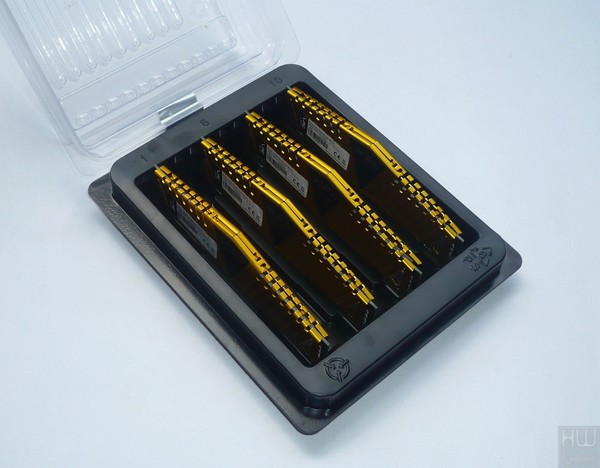 008-adata-xpg-z1-foto-confezione-varie