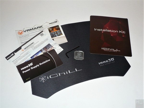 046-inno3d-gtx1080-ti-ichill-foto-confezione-interno-dotazione