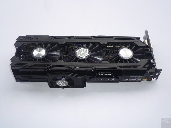 063-inno3d-gtx1080-ti-ichill-foto-scheda-fronte-varie