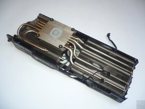 076-inno3d-gtx1080-ti-ichill-foto-scheda-smontaggio-dissipatore