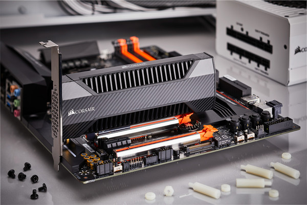 Corsair_Neutron_NX500