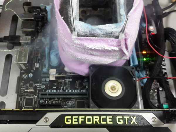 Frequenza_di_5.37GHz_sulla_nuova_CPU_AMD_Ryzen_Threadripper_1950X