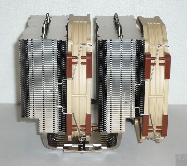 136-noctua-am4-d15-foto-dissipatore-particolare-configurazione-ventole-standard
