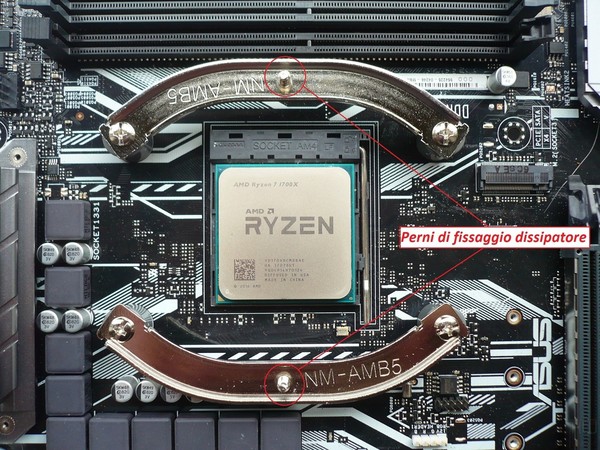 165-noctua-am4-installazione-preparazione-scheda-madre-staffe-lato-lungo