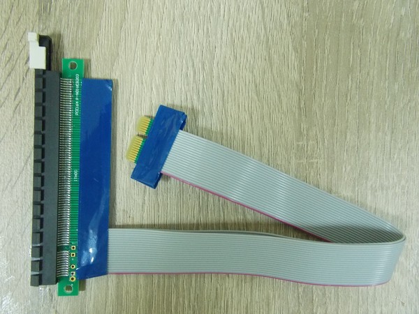 ASRock_H110_PRO_BTC_-_Adattatori_PCIE_nel_settore_Mining__-_1