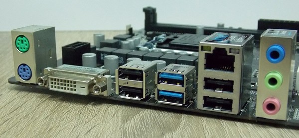 ASRock_H110_Pro_BTC_-_La_scheda_-_2