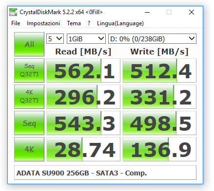 052-adata-su900-ssd-screen-crystal-disk-comp