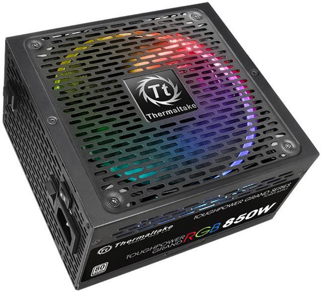 Thermaltake_Toughpower_Grand_RGB_Platinum_-_2