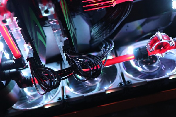 In_Win_S-Frame_Project_-_Build_by_HW_Legend_-_22