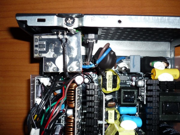 Thermaltake_Toughpower_Grand_RGB_650W_-_Analisi_Interna_-_3