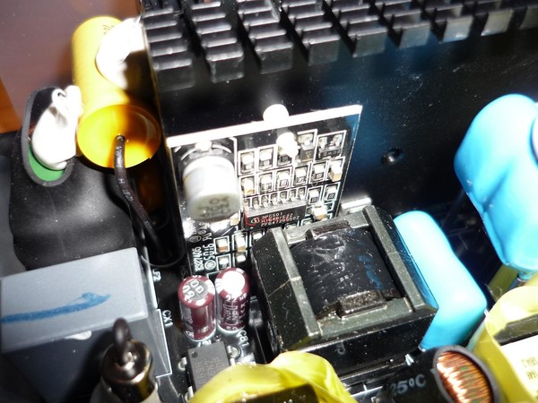 Thermaltake_Toughpower_Grand_RGB_650W_-_Analisi_Interna_-_4