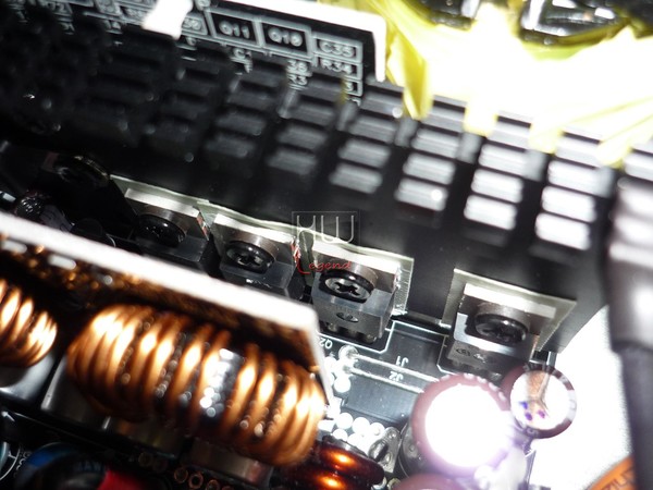 Thermaltake_Toughpower_Grand_RGB_650W_-_Analisi_Interna_-_9