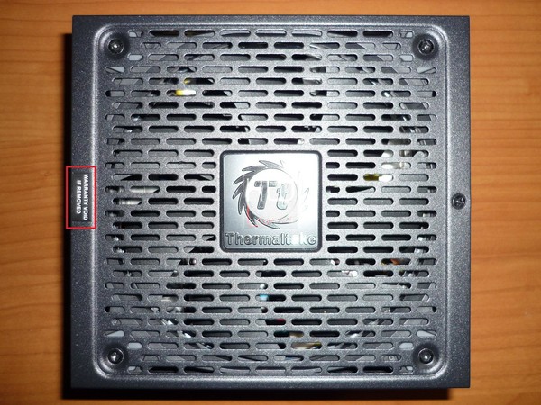Thermaltake_Toughpower_Grand_RGB_650W_-_Uno_sguardo_da_vicino