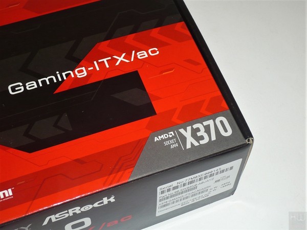 014-asrock-x370-fatal1ty-itx-gaming-foto-confezione-fronte-dettaglio