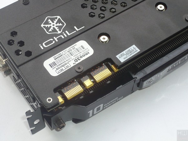 069-inno3d-gtx1070-ti-ichill-foto-scheda-conn-sli