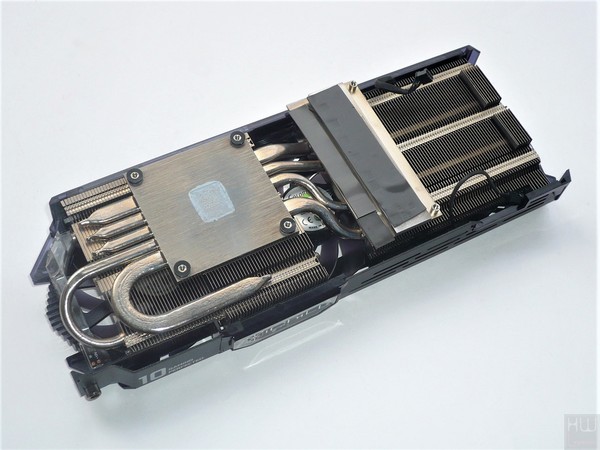 076-inno3d-gtx1070-ti-ichill-foto-scheda-smontaggio-dissipatore