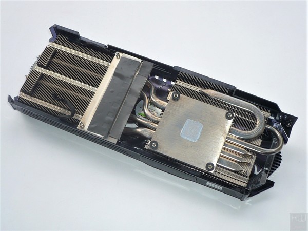 077-inno3d-gtx1070-ti-ichill-foto-scheda-smontaggio-dissipatore