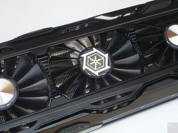 079-inno3d-gtx1070-ti-ichill-foto-scheda-smontaggio--dissipatore