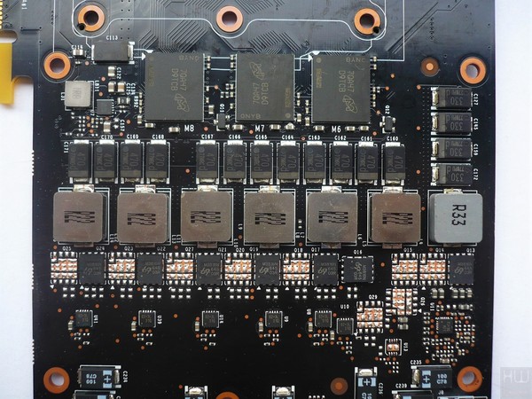 088-inno3d-gtx1070-ti-ichill-foto-scheda-circuiteria-gpu-dettaglio