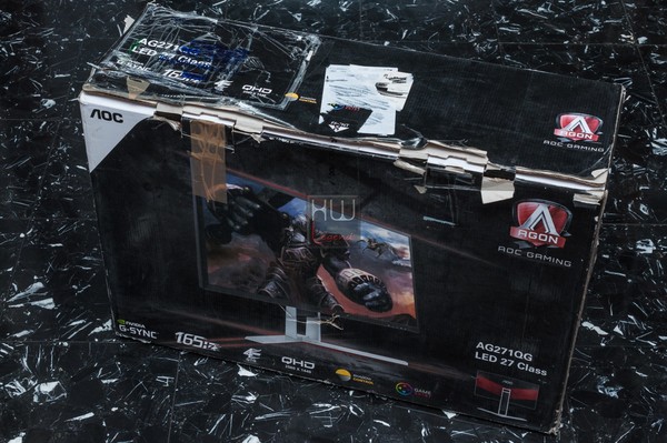 AOC_Agon_AG271QG_-_Confezione_e_bundle_-_1