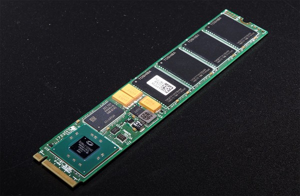 LiteOn_SSD_enterprise_M.2_22110_con_interfaccia_PCI-Express_3.0_x4